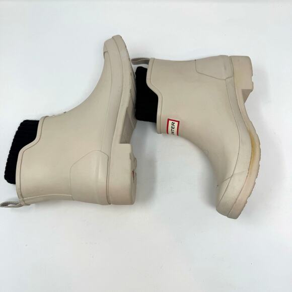 Hunter Play Short Rain Boots Womens 6 Zinc Light Beige Boot Socks Chore READ - Picture 6 of 10
